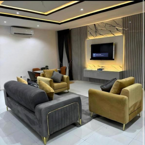 Luxury 2 bedroom with 24 hours Electricity